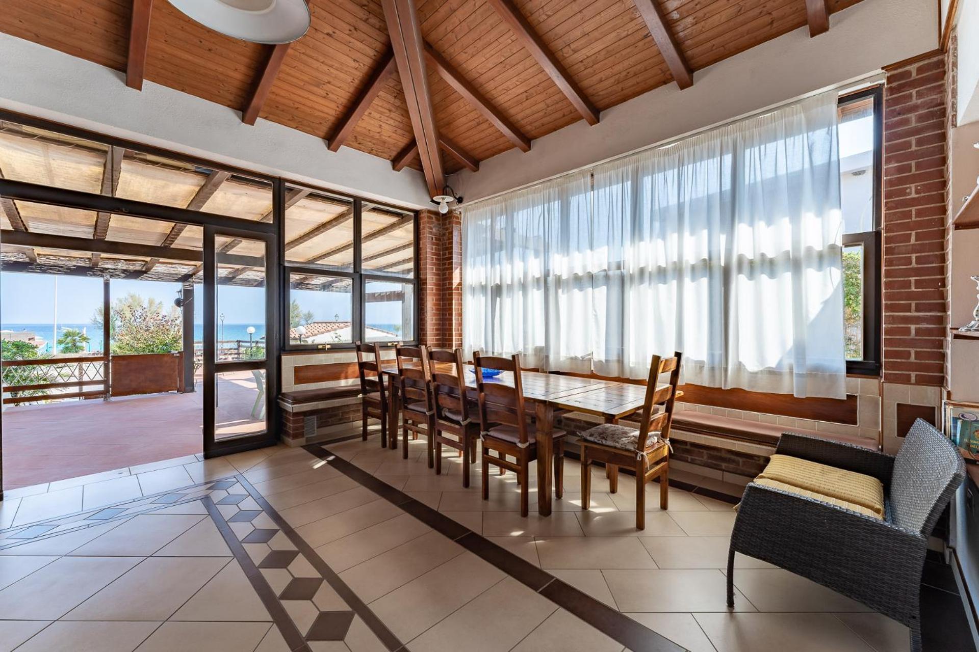 Hotel Delfino Procchio  Rum bild